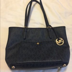 Michael kors jet set